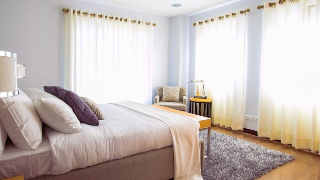 Furniture Choices for a Farmhouse Vibe